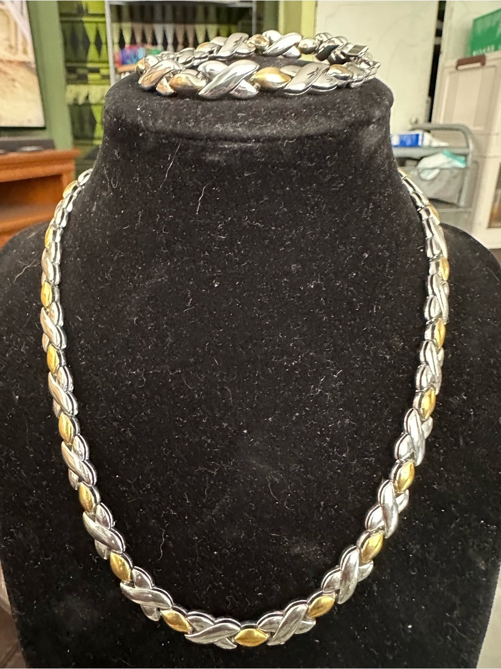 4) Nina Ricci Two-Tone XO Necklace and Bracelet Set - Picture 2 of 8